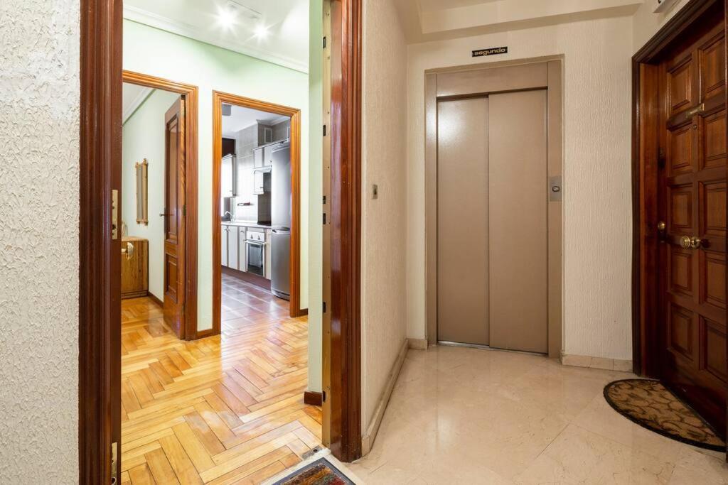 Apartamento Centro De Vigo Con Paking Gratuito Kültér fotó